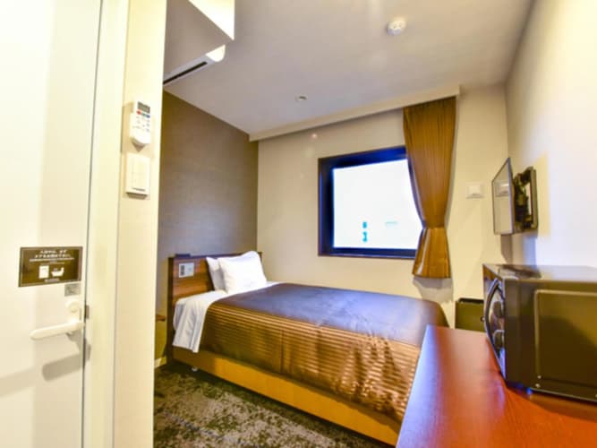 Hotel Livemax Fukuoka Tenjin West 4
