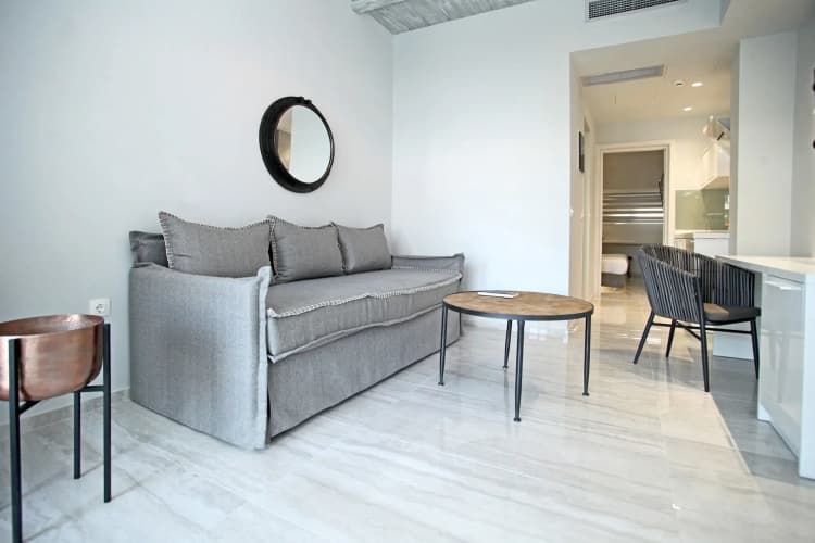 Minthi Boutique Apartments 2
