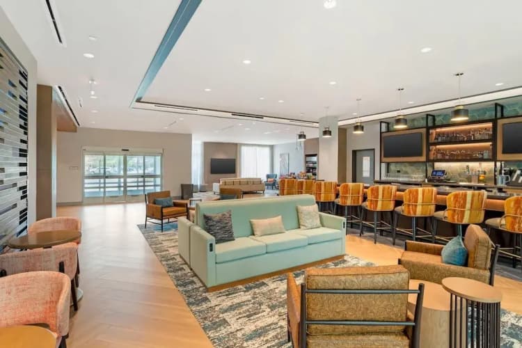 Cambria Hotel Fort Worth - Medical Center 3