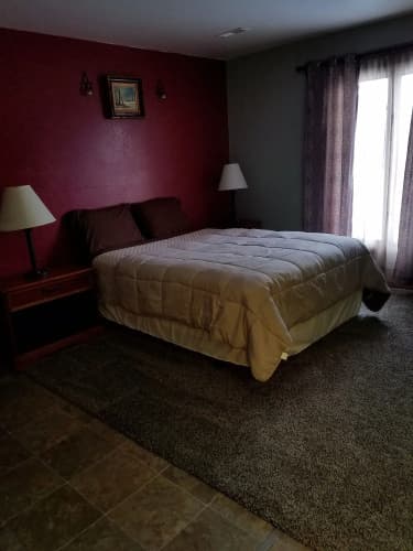 Dakota Rose Inn 5