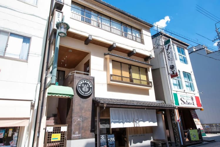 Establishment Takayama Station 2