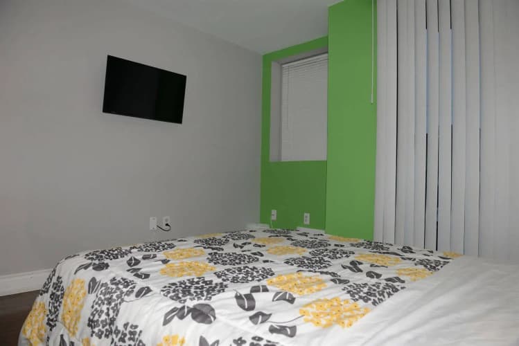 Samesun Toronto - Adults Only 4