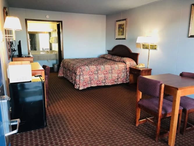 Regency Inn 2