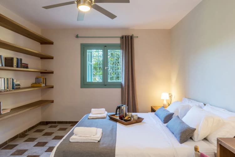 Electra Beachfront Villa 3