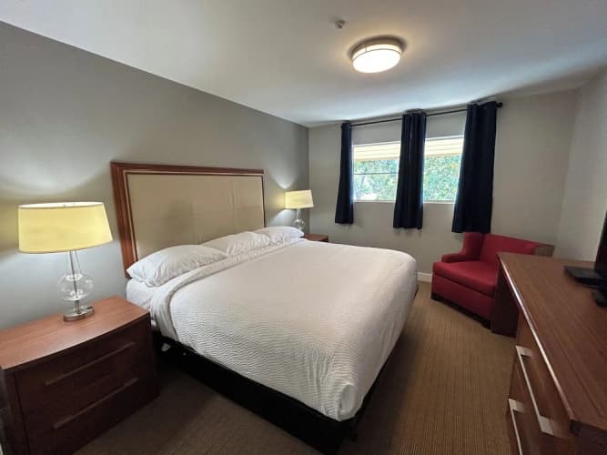Hillside Inn main