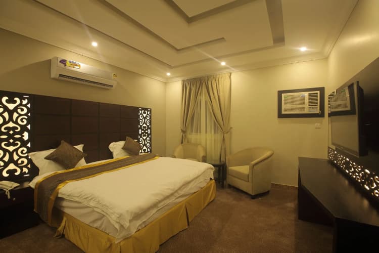 City Center Plaza Aparthotel 5