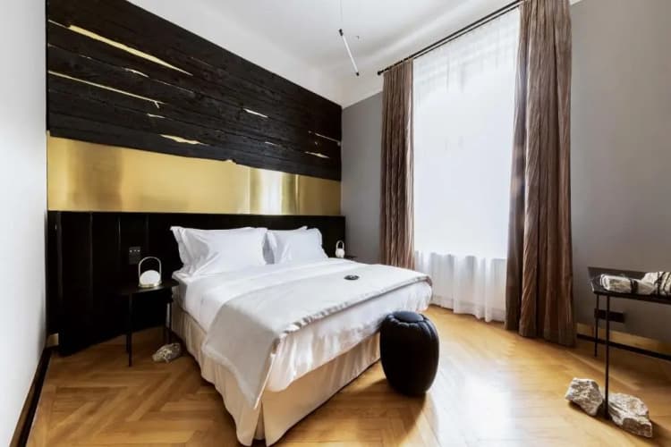 Zola Hotel Palais De Boha Me 2
