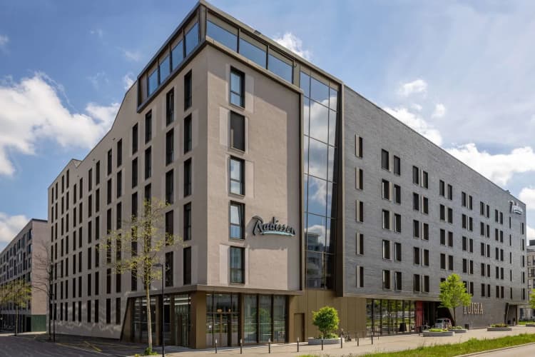 Radisson Hotel & Suites Zurich 2