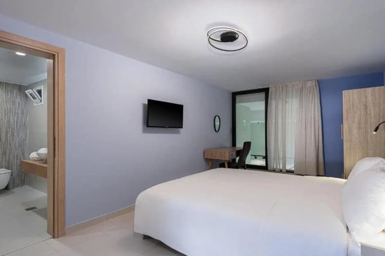 M City Hotel 3