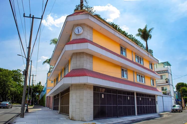 La Casa Del Reloj - Zona De Hospitales main