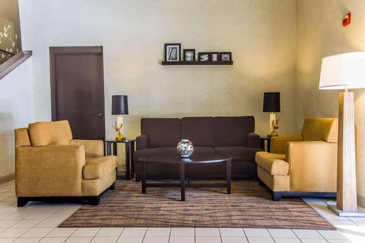 Sleep Inn Airport 5