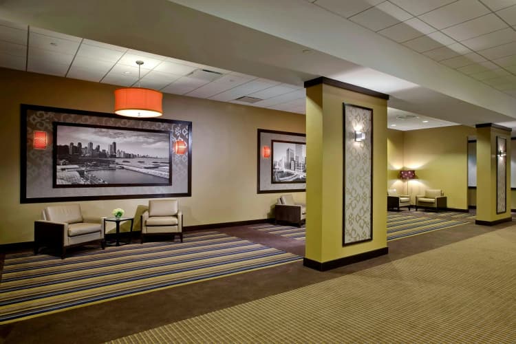 Crowne Plaza Chicago Ohare Hotel And Conference Center 5