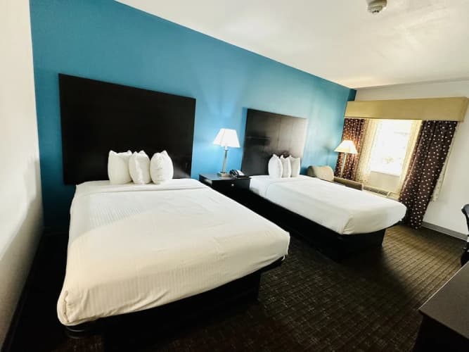 Lonestar Inn El Campo 4