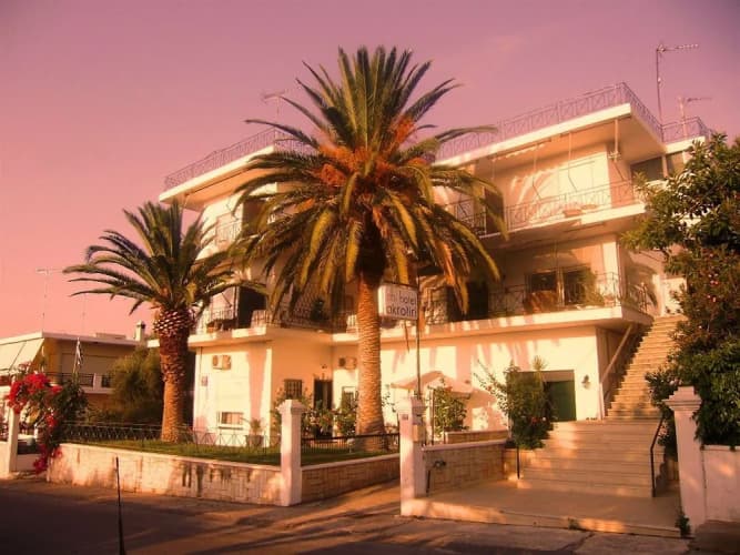 Hotel Akrotiri main