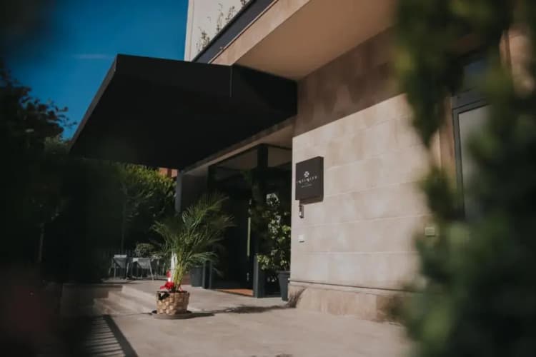Infinity Hotel & More 2