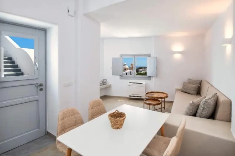 Hill Suites 5