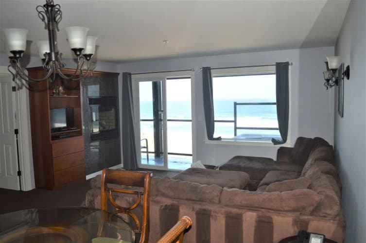 Starfish Manor Oceanfront Hotel main