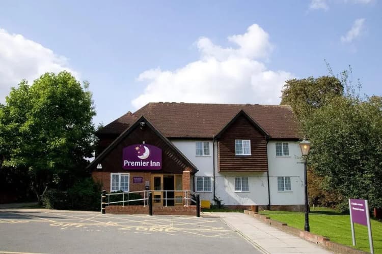 Premier Inn Harlow North (Harlow Mill) 2