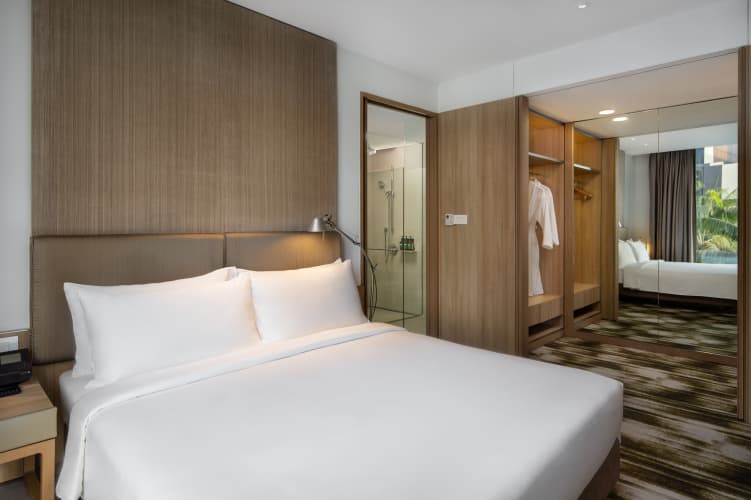Crowne Plaza Changi Airport 4