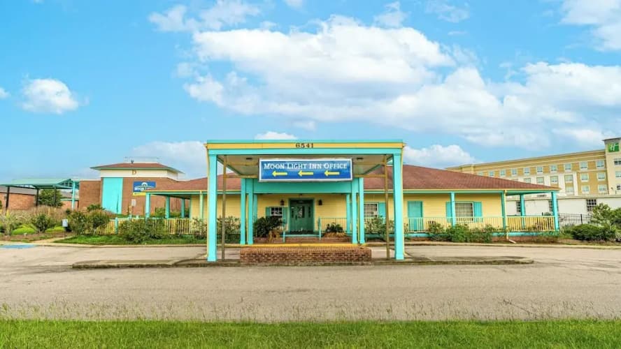 Moonlight Inn Hotel O Hattiesburg, MS 2