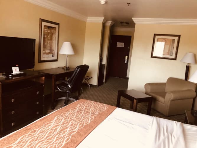 Scottish Inns Cresson 4