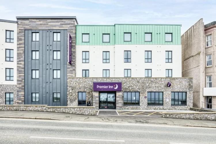 Premier Inn Newquay Seafront 2