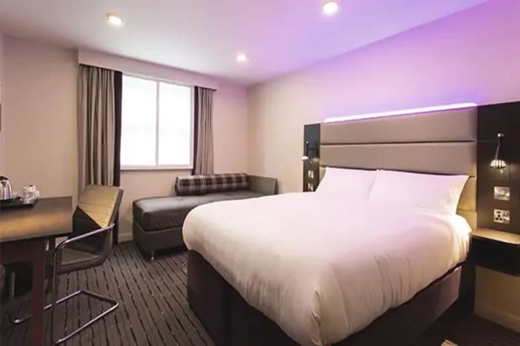Premier Inn London Hayes North 4