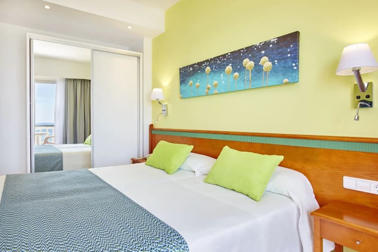 Universal Hotel Laguna 3