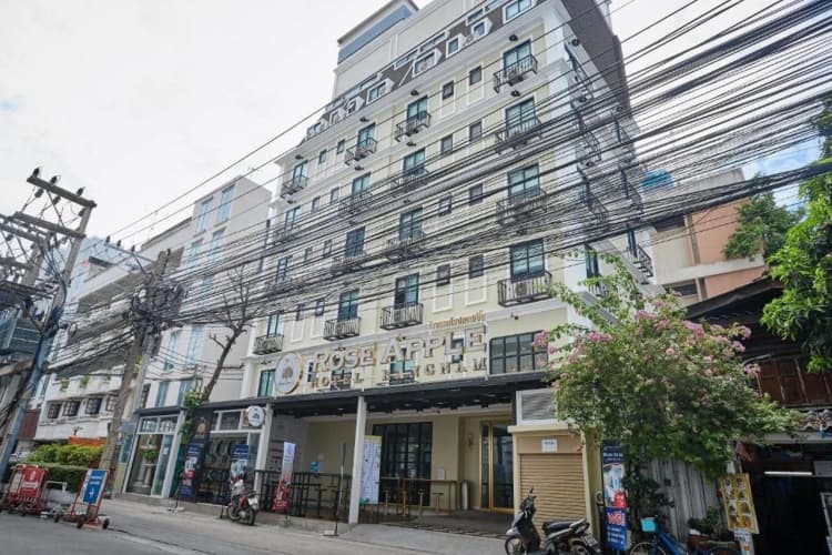 Rose Apple Hotel 2