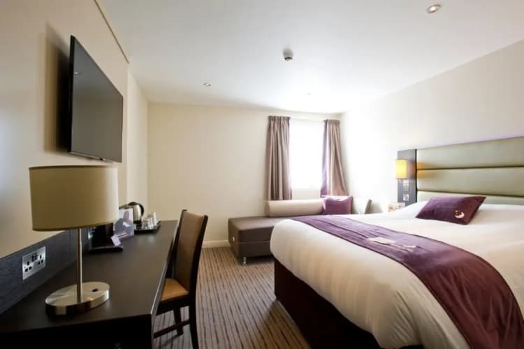 Premier Inn Perth City Centre 5