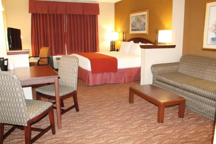 Auburn Place Hotels & Suites Paducah 5