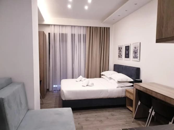 Eantos Studios & Suites 3