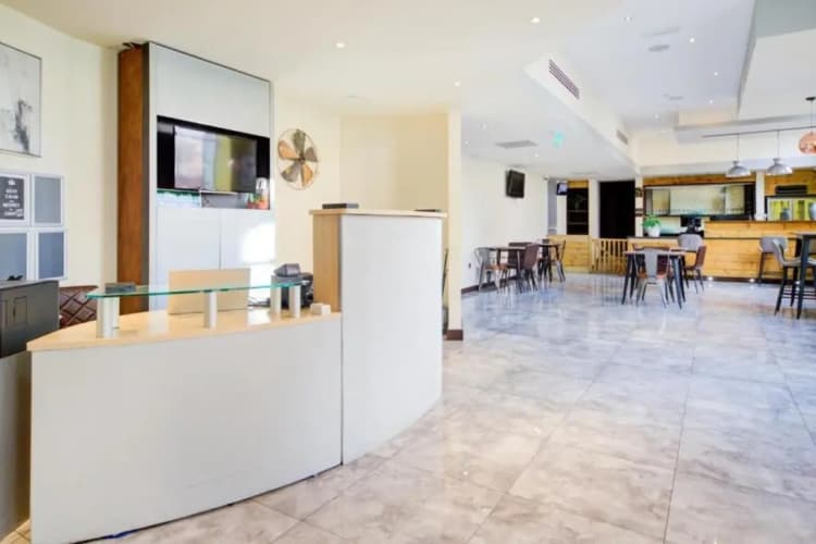Belvilla Newport City Centre Hotel - Lifestyle 4