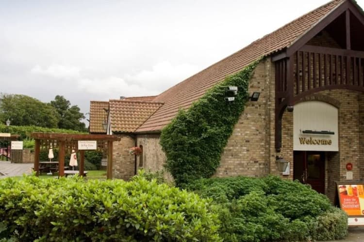 Premier Inn Hull West Hotel 2