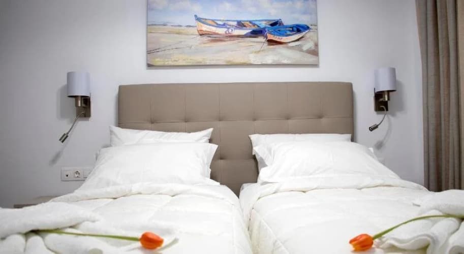 Aegean Horizon Beachfront Villas 4