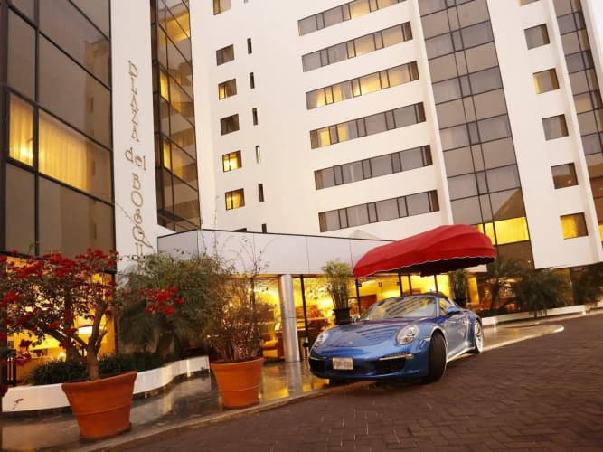 Radisson Hotel Plaza del Bosque 2
