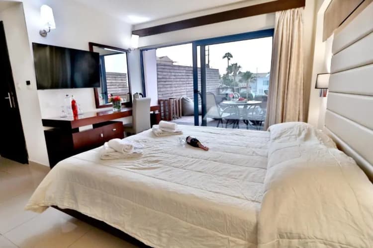 Galini Private Pool Suites With Sea View 5