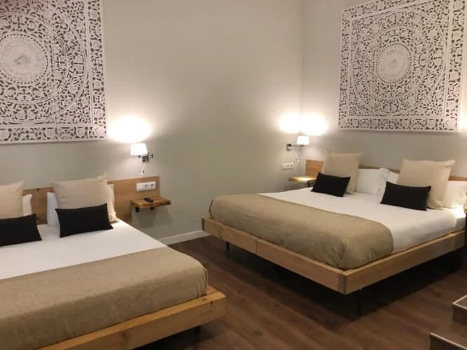 Hotel Radha 4