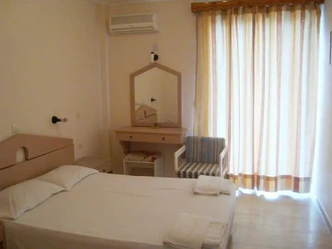 Kerkyra Beach Apartments 4