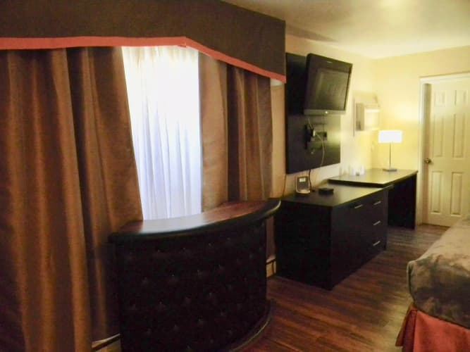 American Plaza Motel 5