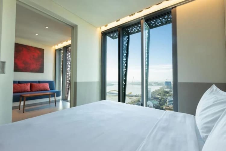 Wink Hotel Danang Riverside 3