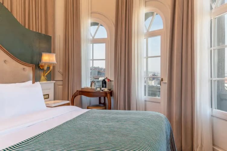 Orientbank Hotel Istanbul, Autograph Collection 5