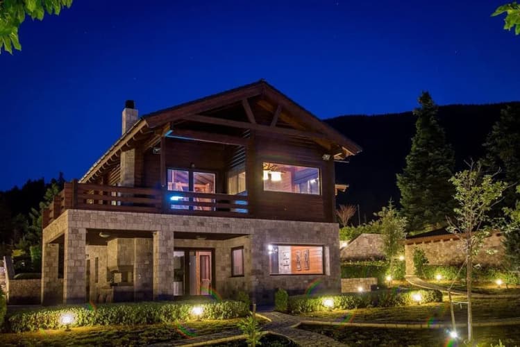 Aelia Parnassus Chalet 2