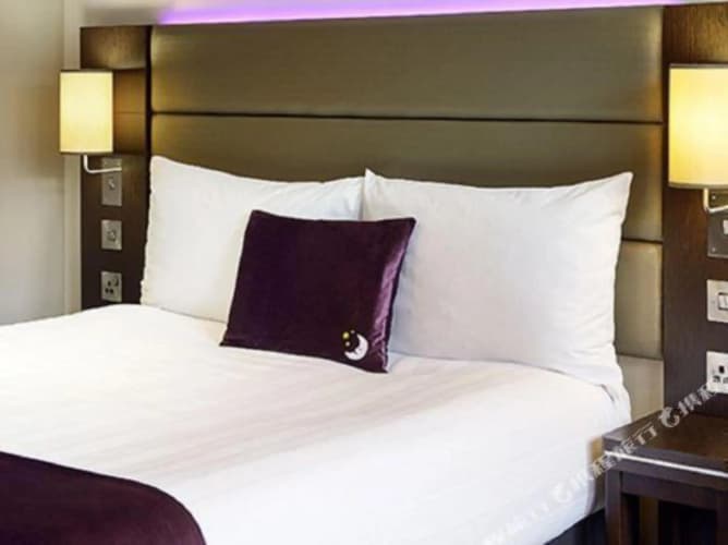 Premier Inn Manchester City (Piccadilly) Hotel 5