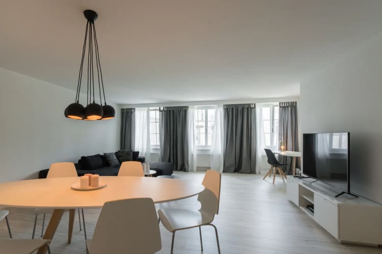 Paradeplatz Apartment 5