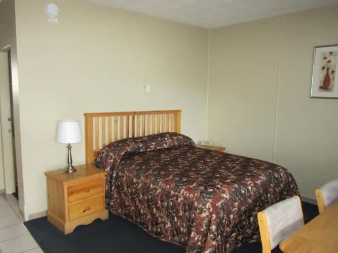 Schell Motel 2