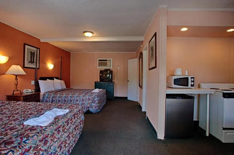 Economy Motel Inn And Suites Somers Point 3
