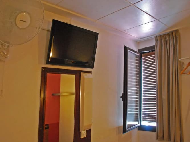 Hostal Radio Barcelona 2