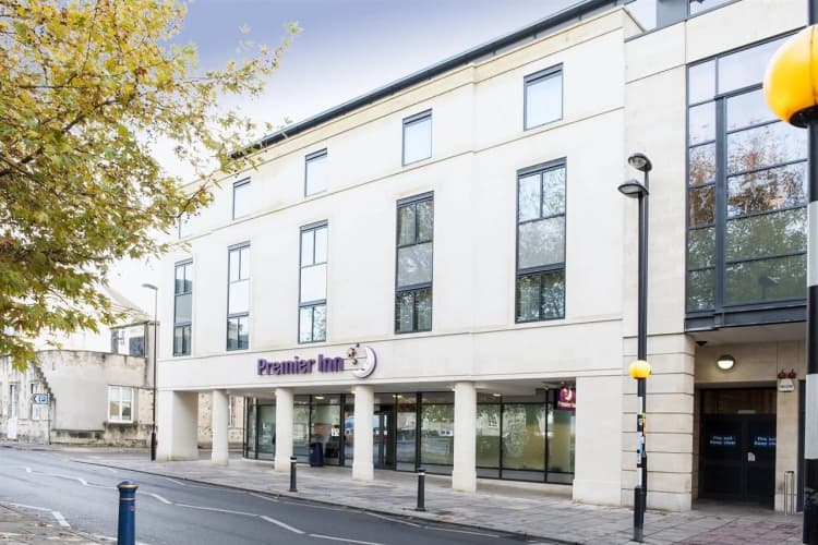 Premier Inn Bath City Centre 2