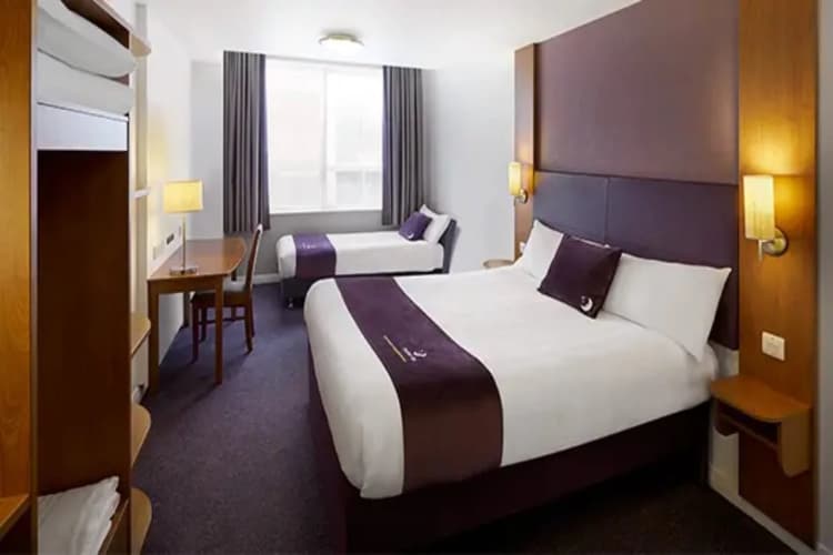 Premier Inn Kidderminster 5